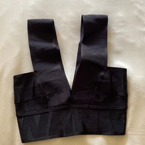 Alexander want bra top